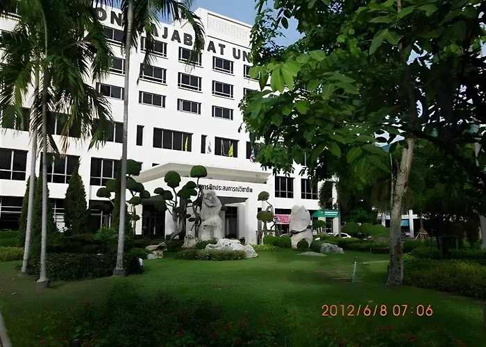 Phranakorn Grand View Hotel